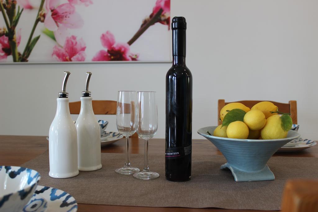 Отель The Grape And Olive At Willunga Экстерьер фото